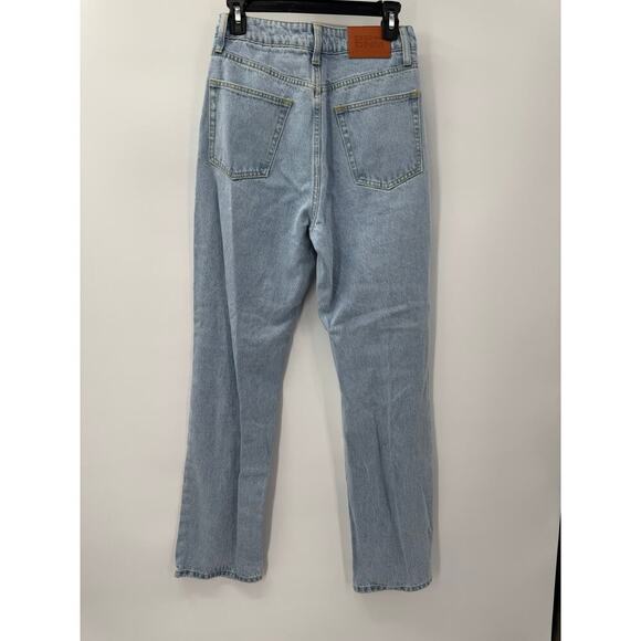 Princess Polly Women’s Distressed Light Wash‎ Jeans Size 6 – Trendy Fit - Picture 4 of 4